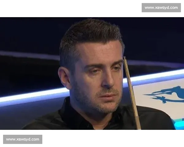 希金斯对决塞尔比巅峰较量老将智慧与钢铁防线的终极碰撞赛场传奇